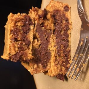 4-INGREDIENT CHOCOLATE CHIP BARS