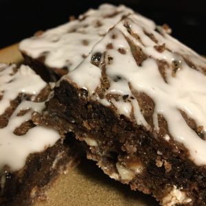 cookie and cream bar 1